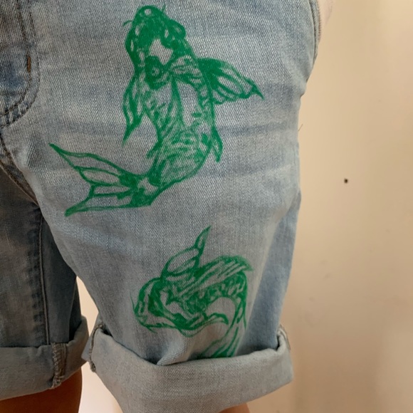 One of a kind hand painted green koi fish overall shorts with black stripes - Picture 3 of 4